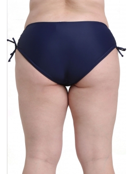 foto modelo de calzon de bikini drapeado en los laterales y ajustable espalda
